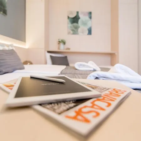 Apartment 5 *
